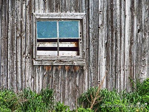 Barn Window_DSCF02861.jpg - Photographed near North Gower, Smiths Falls, Ontario, Canada.
